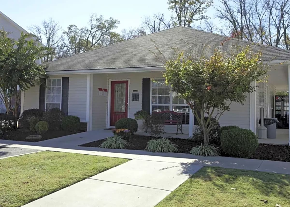 Photos Village Square of Cabot Apartments
